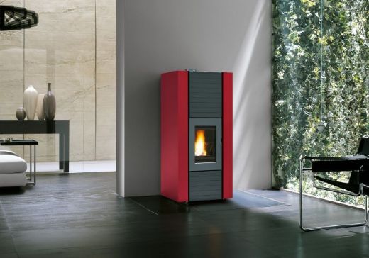 Immagine di Stufa a pellet Palazzetti Ecofire Martina Idro Lux acqua 5 stelle